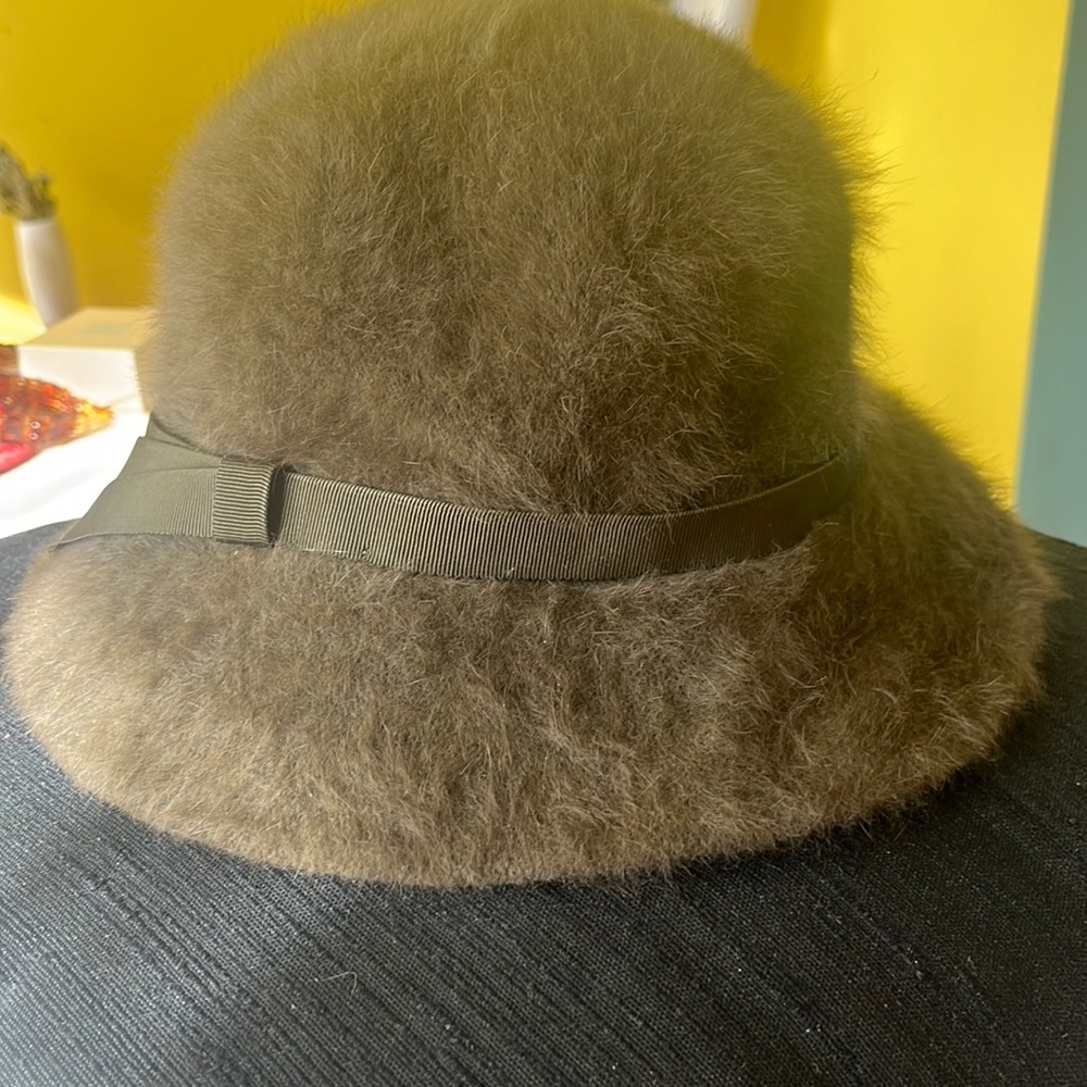 KANGOL woman’s green fedora made in England/size small/ vintage